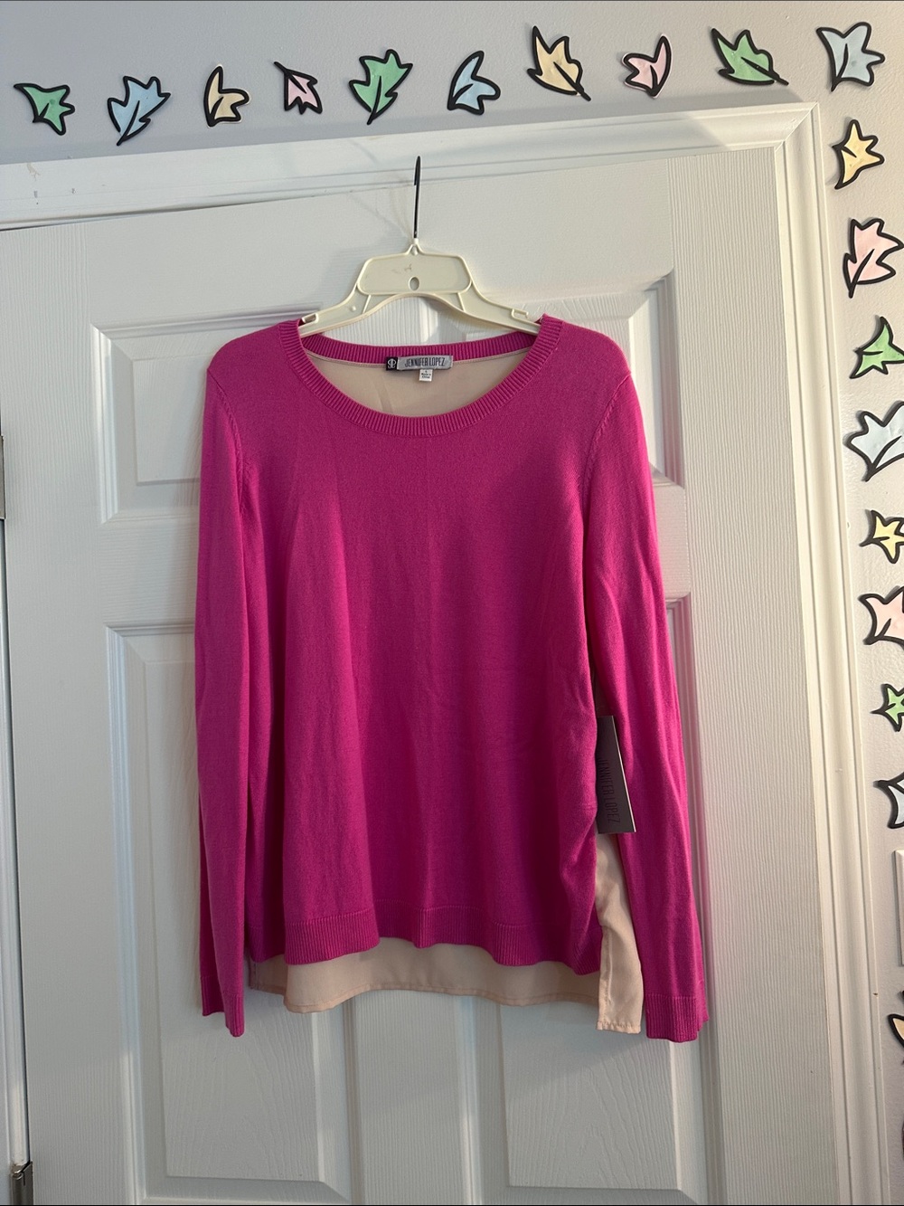 Jennifer Lopez Fuchsia Crewneck Layered-Hem Sweater with Cream Underlay